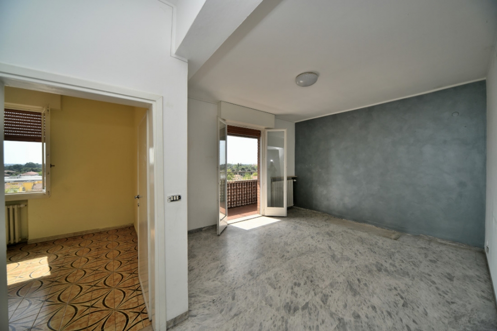 Rif. 1422 Appartamento con tre camere in centro a Correggio